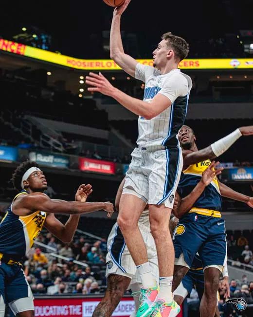 对于汉密尔 对于汉密尔