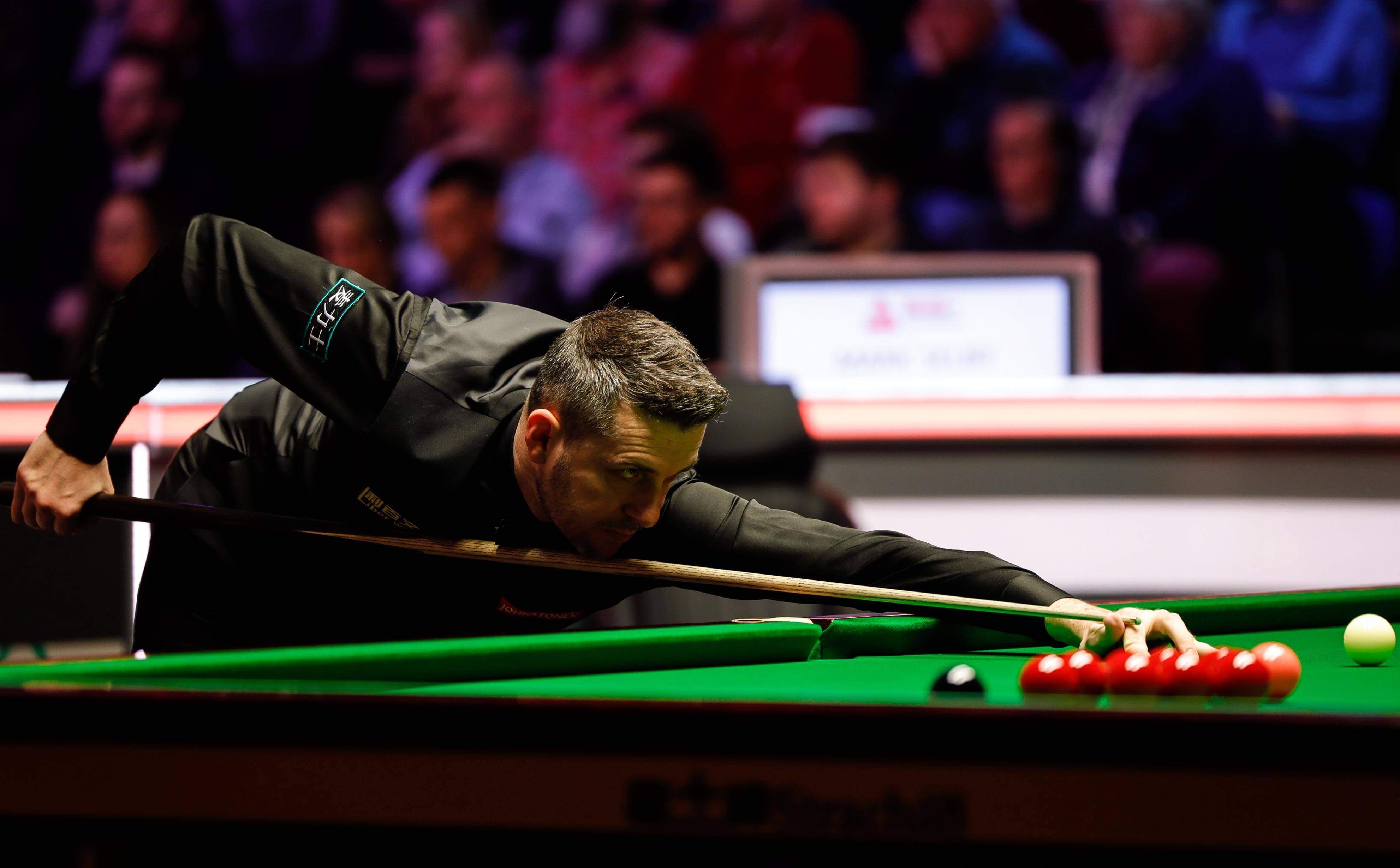 右两侧的不 右两侧的不