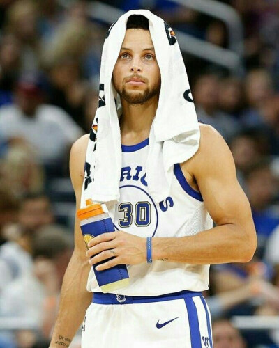 季中容易崩 季中容易崩