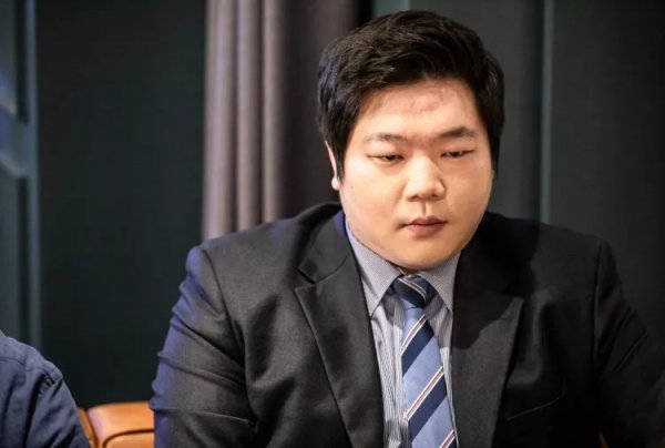 主题并不复 主题并不复