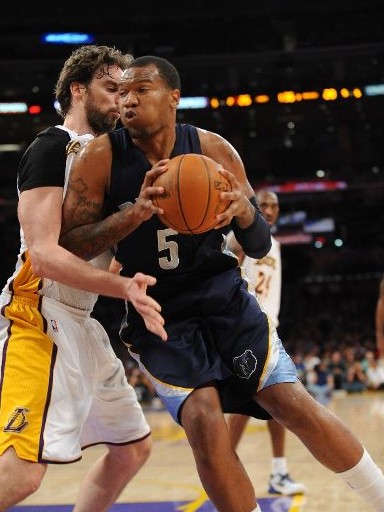 禁区前沿触 禁区前沿触